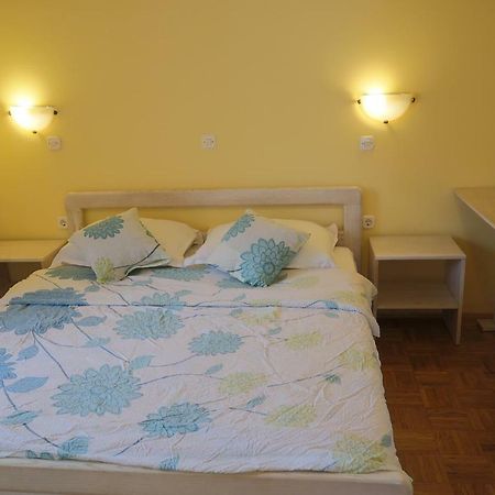 Guest House Ivo 洛夫兰 外观 照片