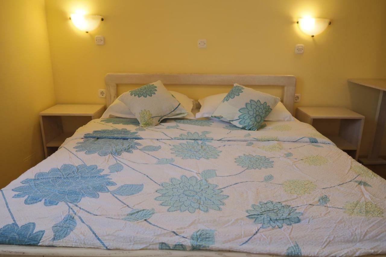 Guest House Ivo 洛夫兰 外观 照片