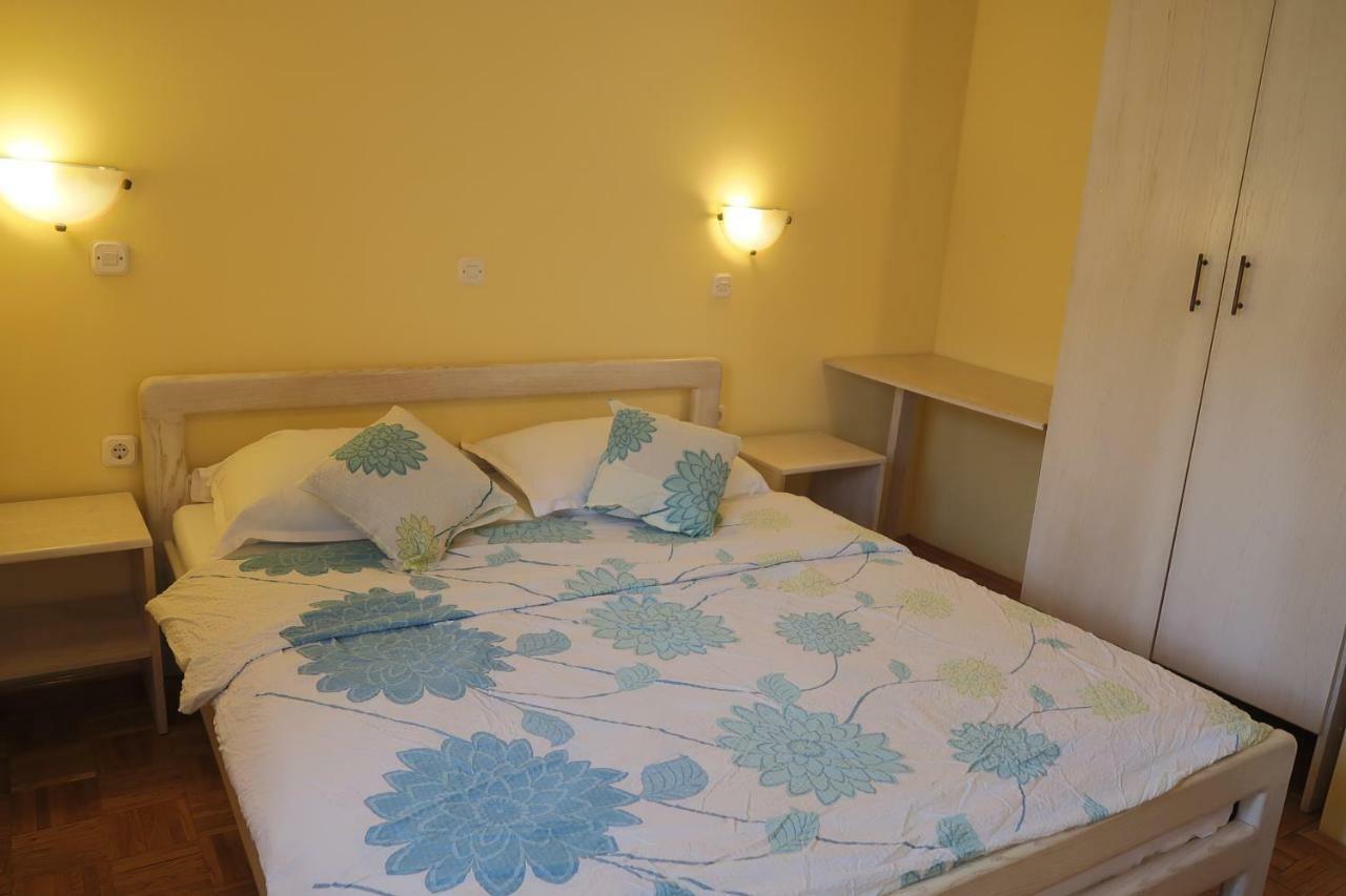 Guest House Ivo 洛夫兰 外观 照片