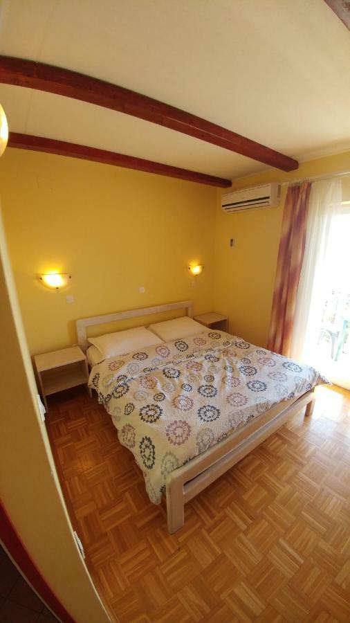 Guest House Ivo 洛夫兰 外观 照片